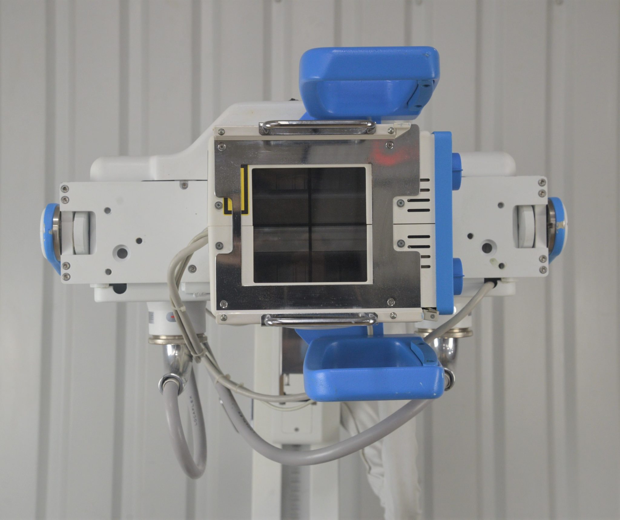 Sedecal RadPro SM40HFBDC Portable XRay Generator w/ Collimator