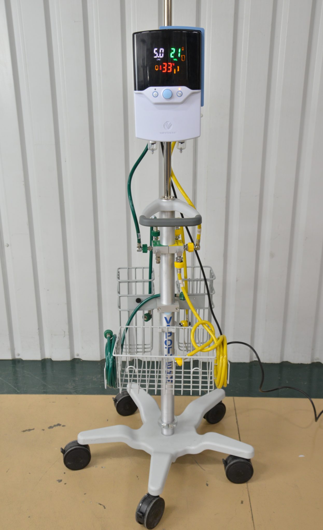 Vapotherm Precision Flow Humidifier with Rolling Stand & Hoses Rhino