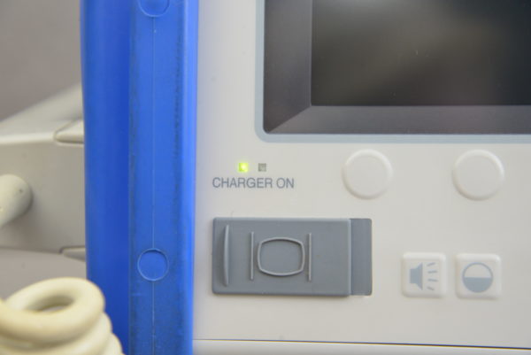 Zoll M Series CCT Biphasic 8000-0851-30 Defibrillator Monitor-Recorder ECG Masimo SpO2 CO2 12 Lead