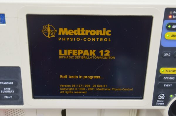 Medtronic LifePak 12 Biphasic Defibrillator, ECG, Pacing, Printing w/ LifePak 12 Power Adapter