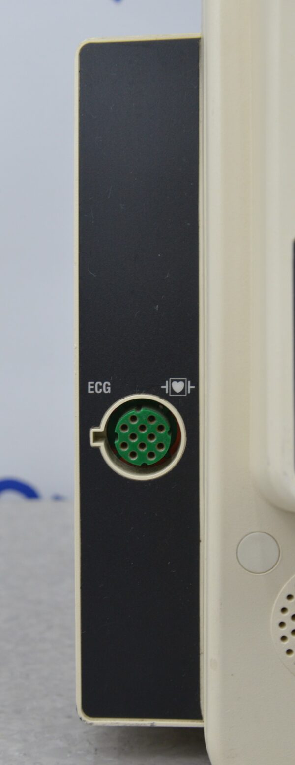 Medtronic LifePak 12 Biphasic Defibrillator, ECG, Pacing, Printing w/ LifePak 12 Power Adapter