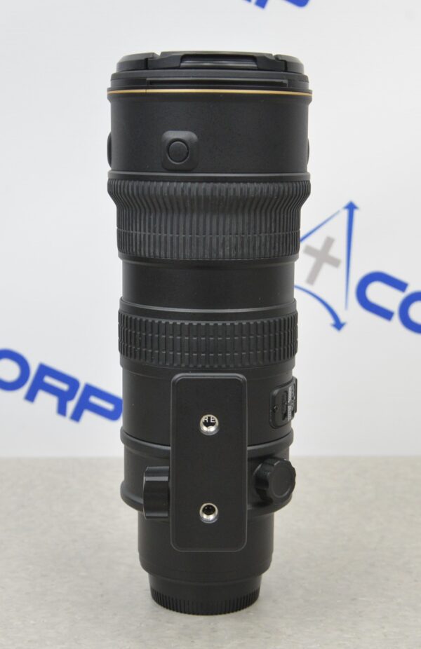 Nikon AF-S VR-NIKKOR 70-200mm f/2.8G Zoom Lens
