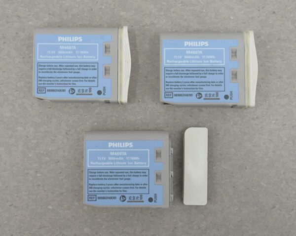 Philips IntelliVue MP2 M8102A Portable 865040 W/ NBP, Phillips, & Heartrate