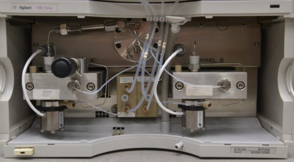 Agilent G1312A Binary Pump 1100 Series W/ G1323B Control, G1379A Degasser & Tray