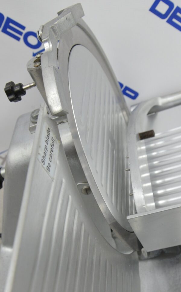 Avantco SL312 12" Semi-Automatic Gravity Feed Meat Slicer 1/3 hp