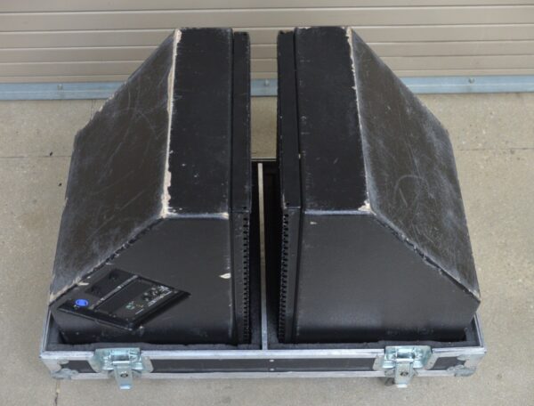 Case Of 2 Meyer Sound UM-100P Wide Coverage Active Stage Monitor