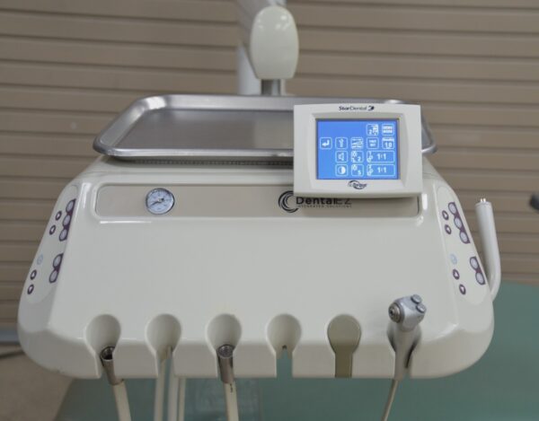 DentalEZ NUSP NuSimplicity Dental Chair W/ Radius Delivery Unit & Mount Light