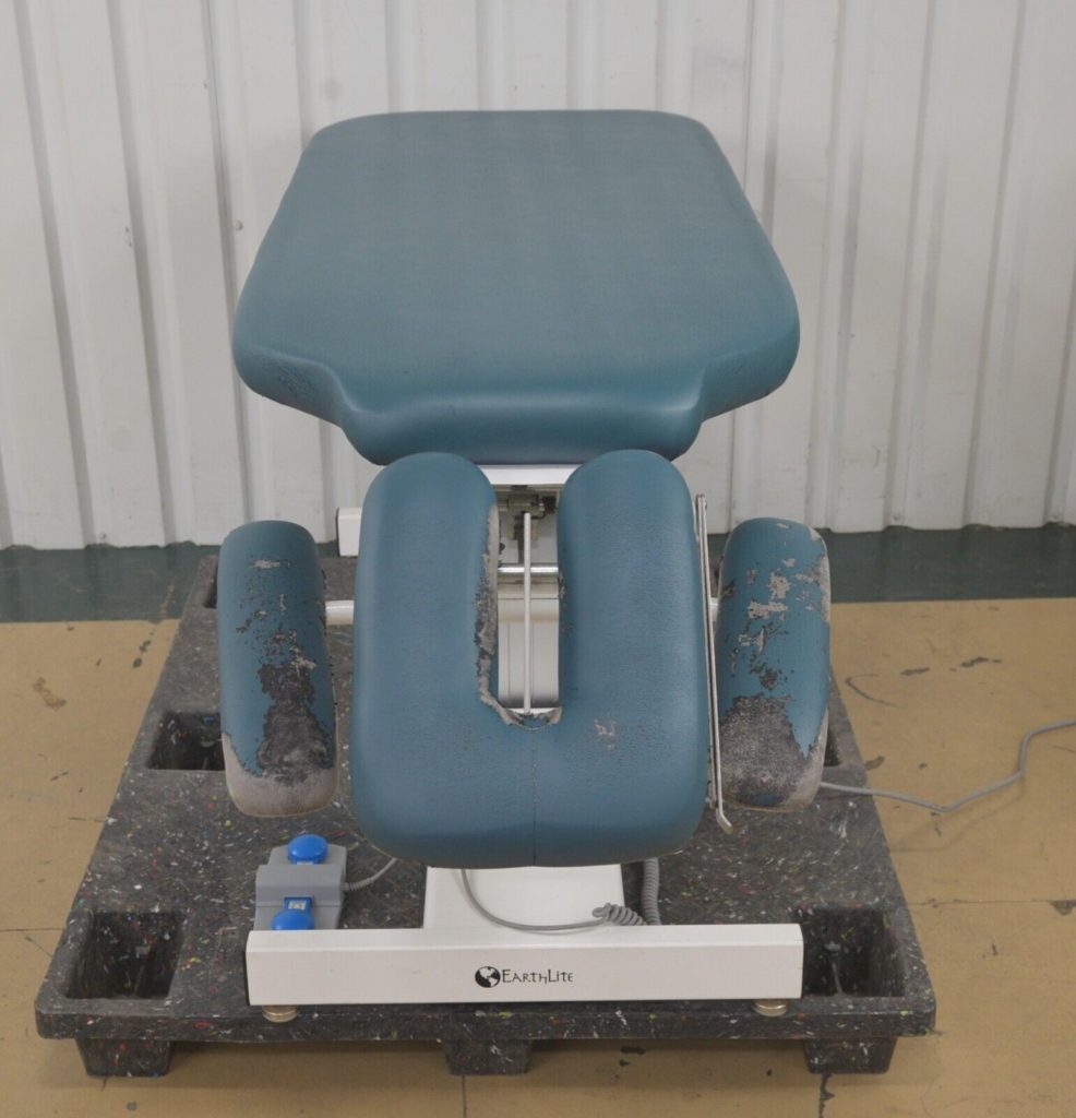 EarthLite 20101 Apex Lift Electric HiLo Chiropractic Treatment Table
