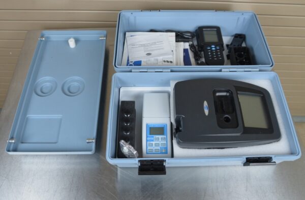 Hach DR 2800 Spectrophotometer w/2100P Turbidimeter Analyzer & Sension 156 Meter
