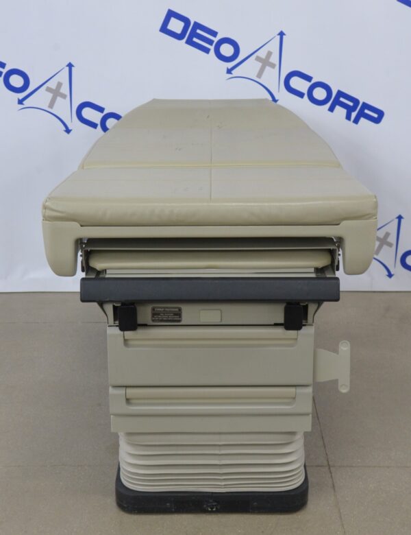 Midmark Ritter 405-015 Barrier Free Hi-Low Power Exam Table W/ Hand Controller