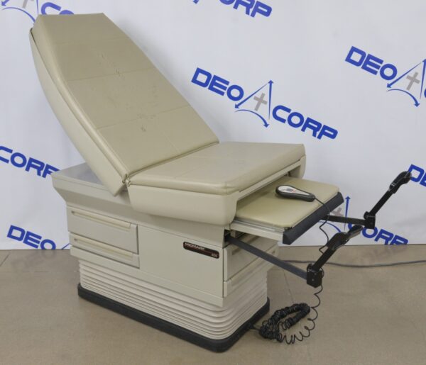 Midmark Ritter 405-015 Barrier Free Hi-Low Power Exam Table W/ Hand Controller
