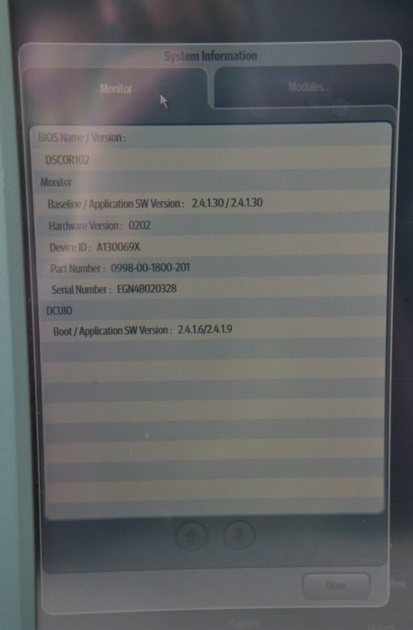 Mindray V21 Monitor REF 0998-00-1800-201 w/ V-Dock & VDI IBP Recorder Modules.