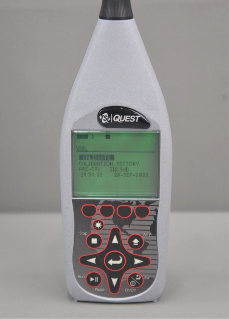 TSI Quest Tech SoundPro SE/DL Sound Level Meter w/ AcoustiCal AC300
