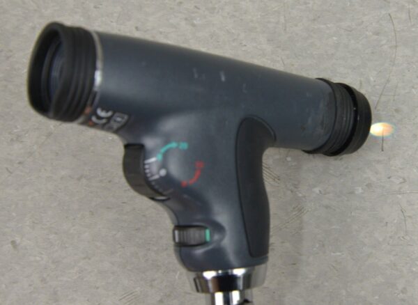 Welch Allyn GS 777 Wall Transformer W/ 11820 Panoptic & 11710 Ophthalmoscope