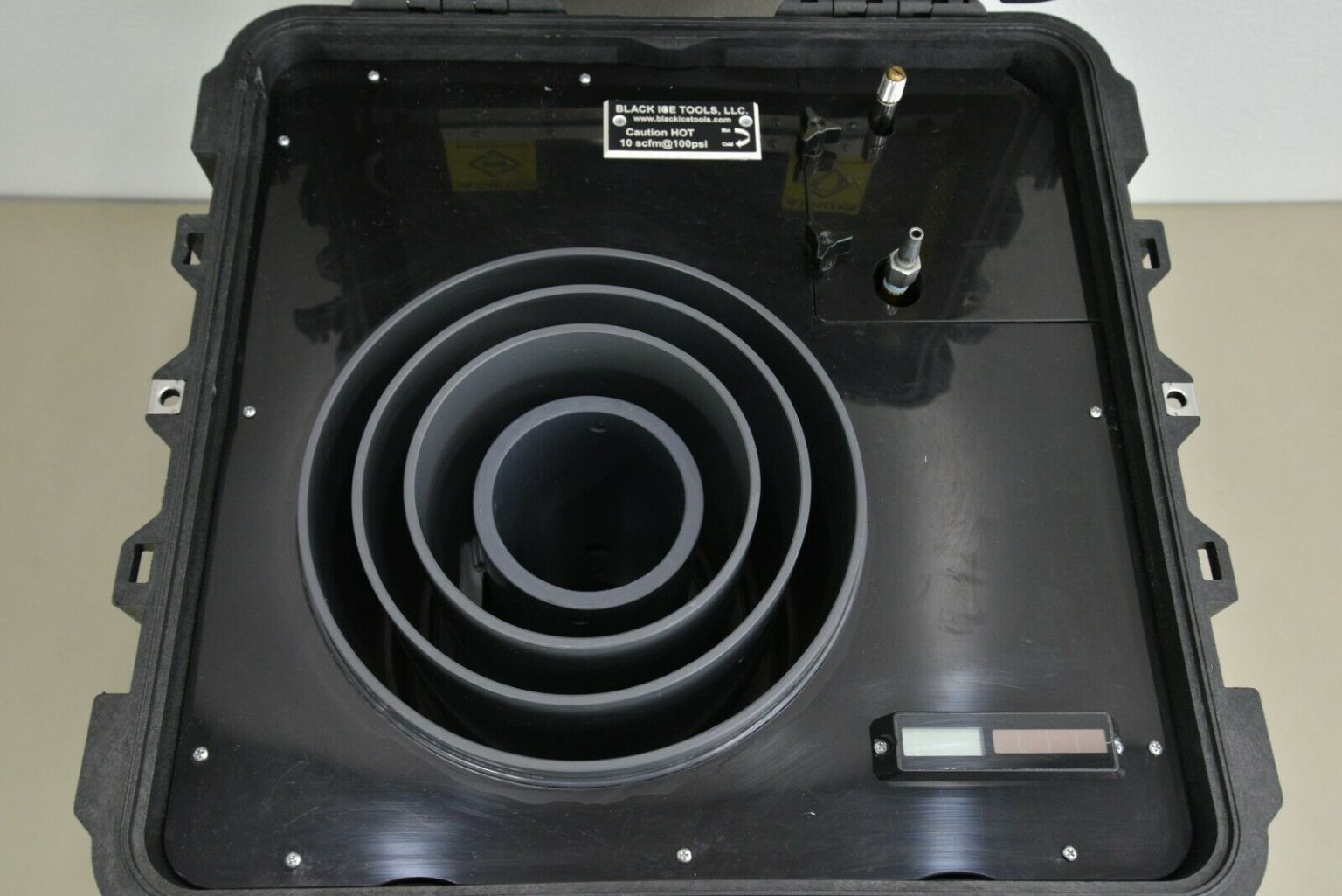 Black Ice Tools PBF1 Portable Bearing Freezer System (21692) Rhino