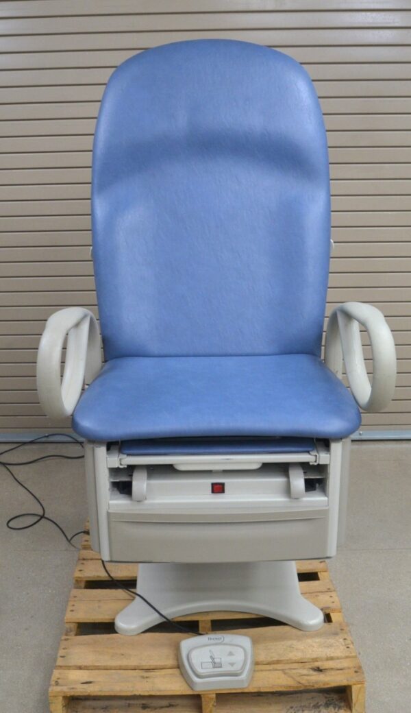Brewer 6001 Access High-Low Exam Table Pneumatic Back W/ Foot Switch