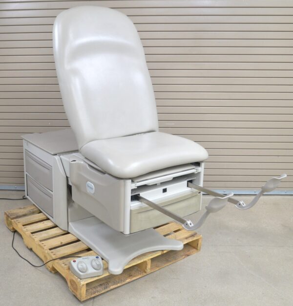 Brewer 6500 Access High-Low Exam Table Power Back W/ Foot Switch
