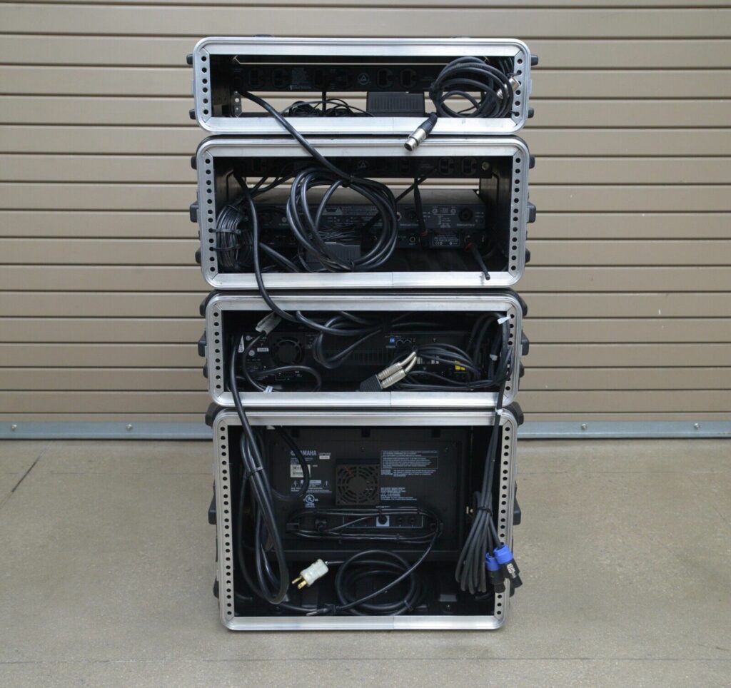 Crown DCi Drivecore 21250 Professional Amplifier & Shure SM58 Model