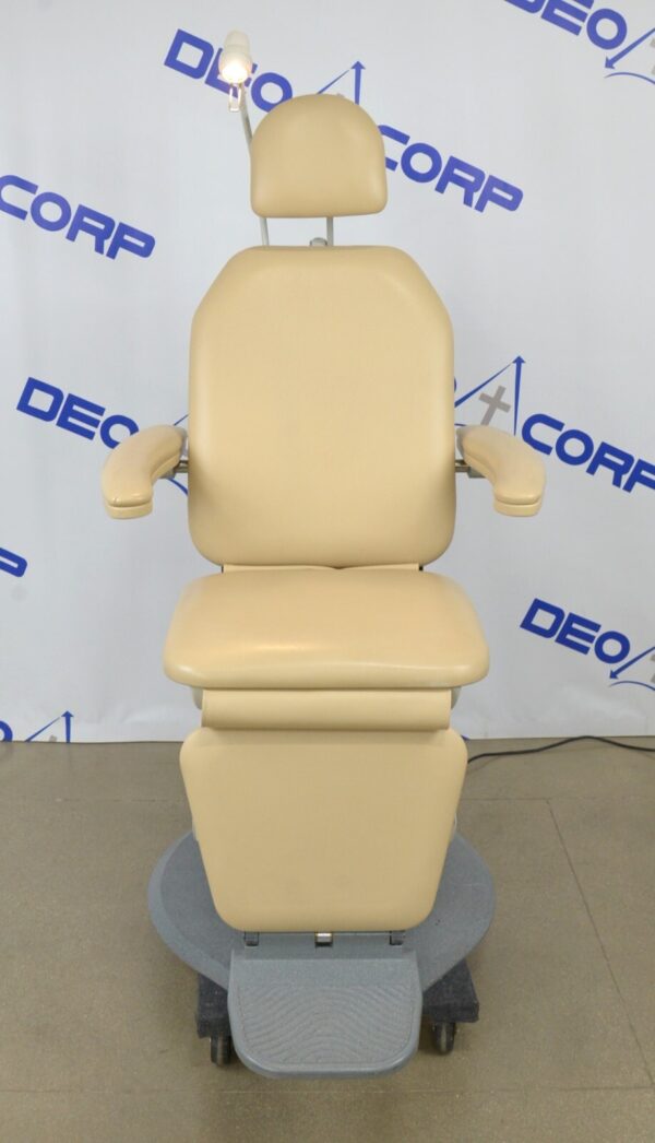 Global Surgical S280000 MaxiSelect Powered Exam Chair W/ Solarlite Lamp