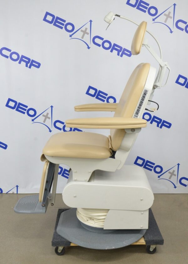 Global Surgical S280000 MaxiSelect Powered Exam Chair W/ Solarlite Lamp
