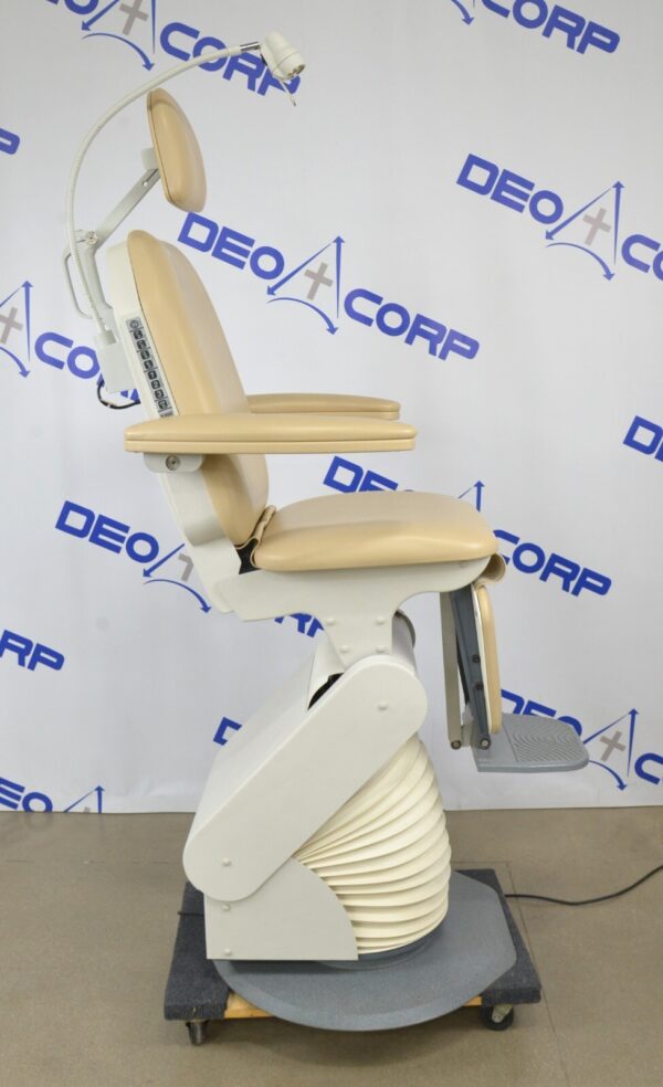 Global Surgical S280000 MaxiSelect Powered Exam Chair W/ Solarlite Lamp