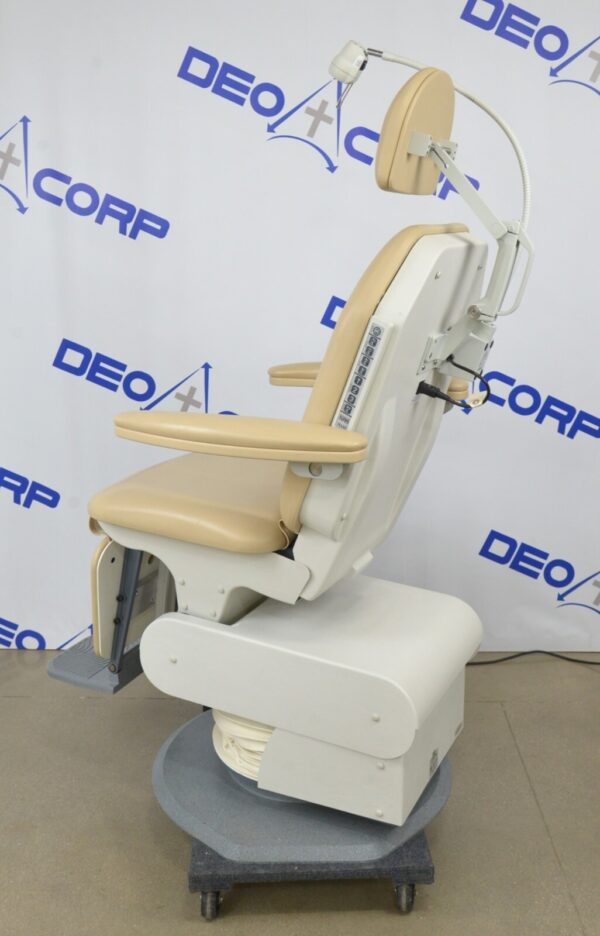 Global Surgical S280000 MaxiSelect Powered Exam Chair W/ Solarlite Lamp