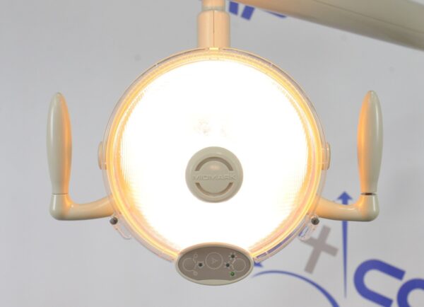 Midmark 153592-003 UltraComfort Dental Chair W/ Dental Light 153584-001