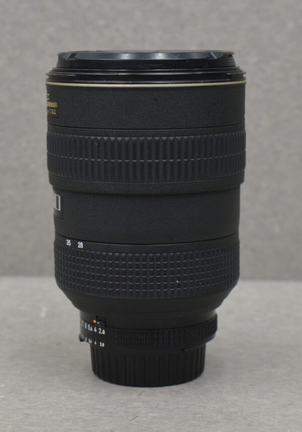 Nikon AF-S NIKKOR 28-70mm 1:2.8D ED Zoom Lens Silent Wave Motor