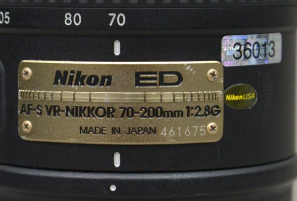 Nikon AF-S VR-NIKKOR 70-200mm f/2.8G Zoom Lens