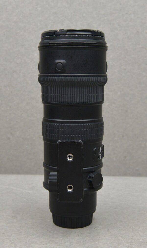 Nikon AF-S VR-NIKKOR 70-200mm f/2.8G Zoom Lens