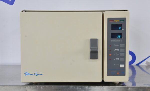 Pelton & Crane Validator 8 AB Autoclave Sterilizer