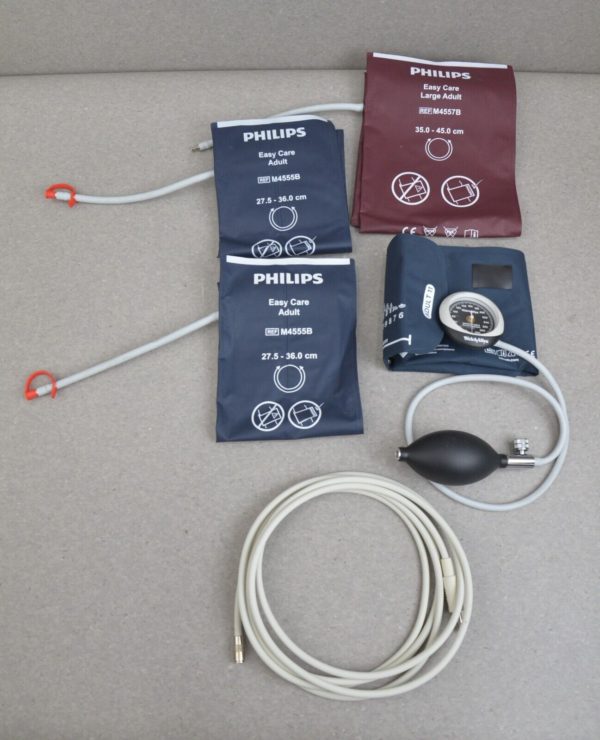 Philips SureSigns VM8 Patient Monitor 863066 W/ Accessories