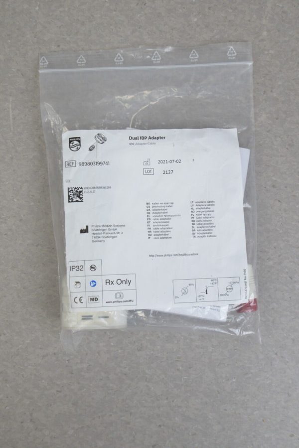 Philips SureSigns VM8 Patient Monitor 863066 W/ Accessories