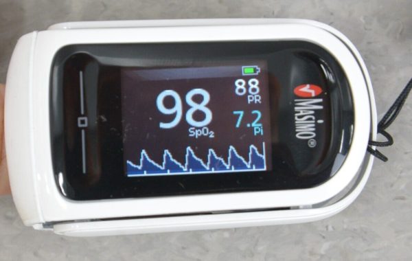 Philips SureSigns VM8 Patient Monitor 863066 W/ Accessories
