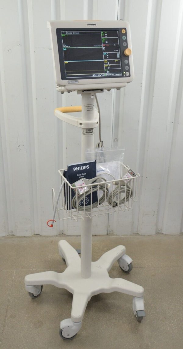 Philips SureSigns VM8 Patient Monitor 863066 W/ Accessories
