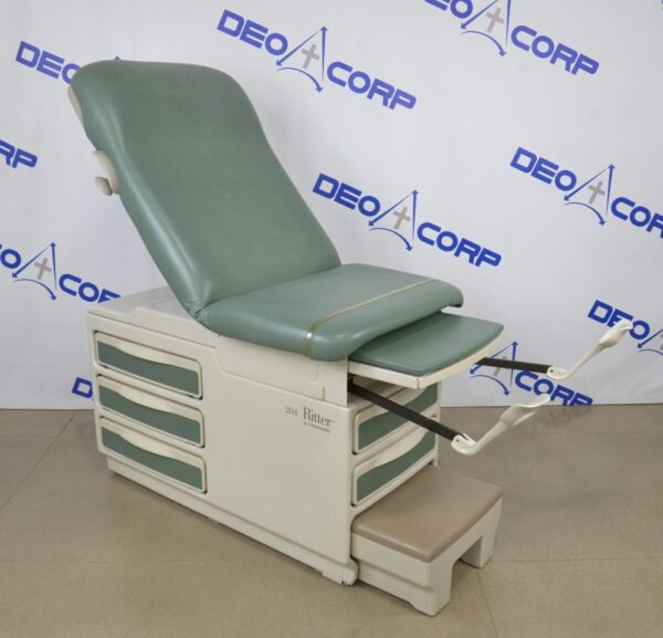 Midmark 204-001 Barrier Free Manual Examination Table