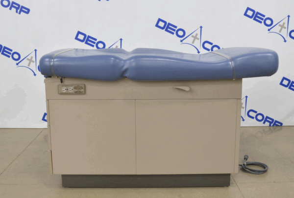 Midmark 304-001 Barrier Free Manual Exam Table