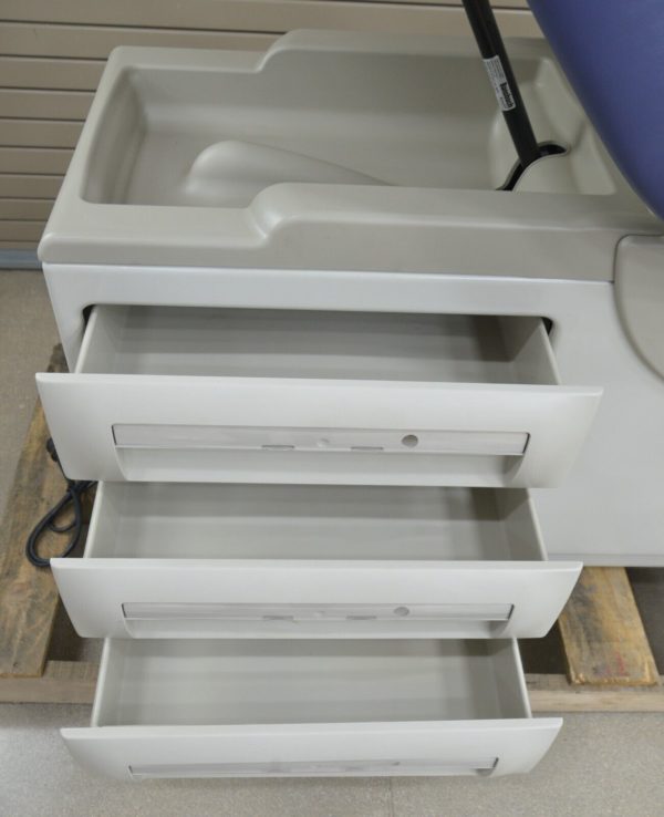 Midmark 604-001 Barrier Free Manual Examination Table Plush Upholstery