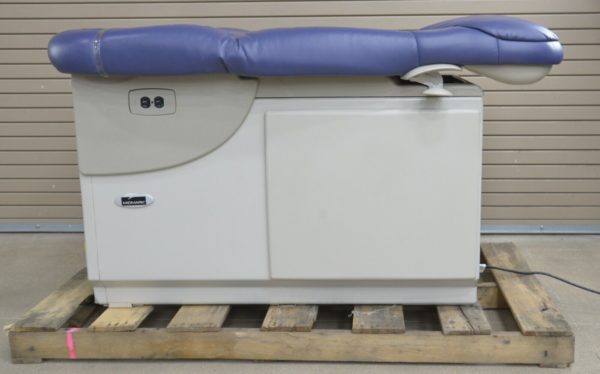 Midmark 604-001 Barrier Free Manual Examination Table Plush Upholstery
