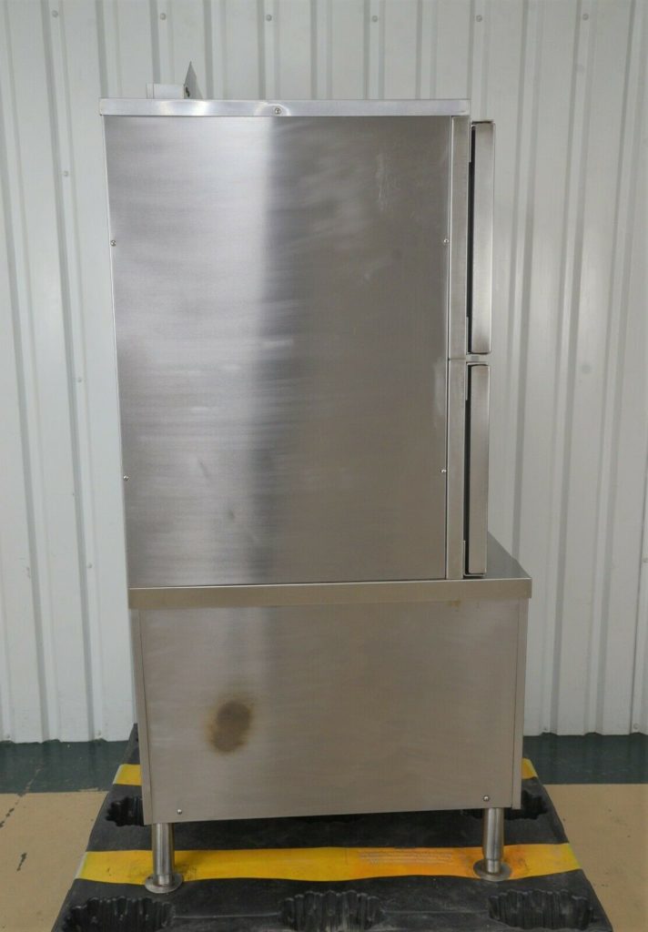 Vulcan C24GA10 Natural Gas Two Compartment 10 Pan Convection Steamer w