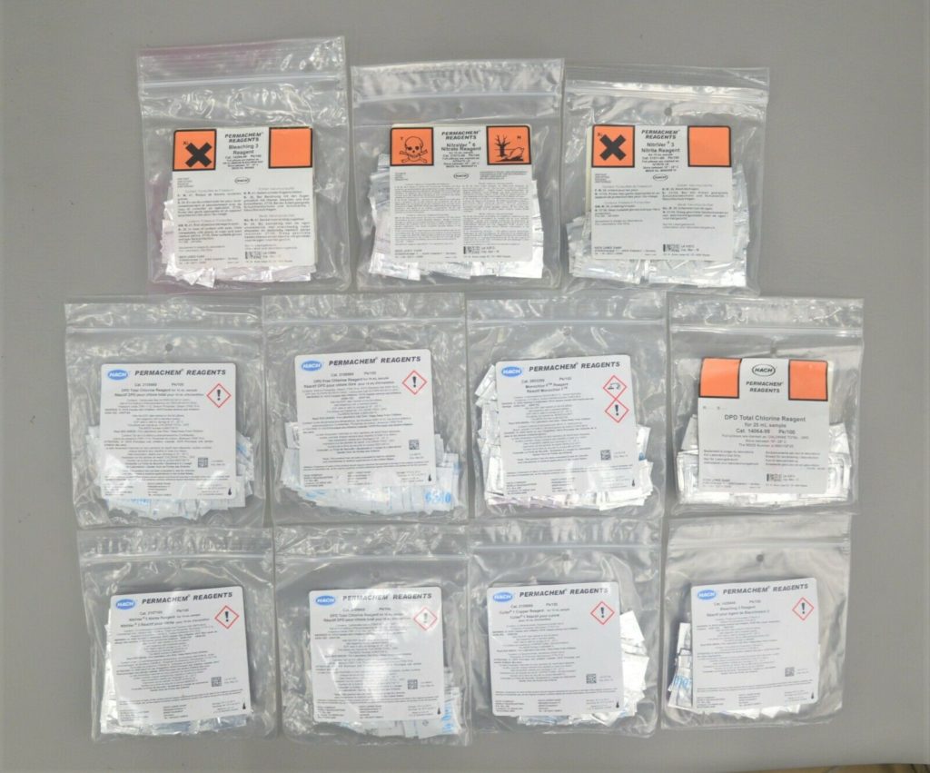 Hach 251235 CEL Advanced Drinking Water DR/900 Colorimeter Laboratory