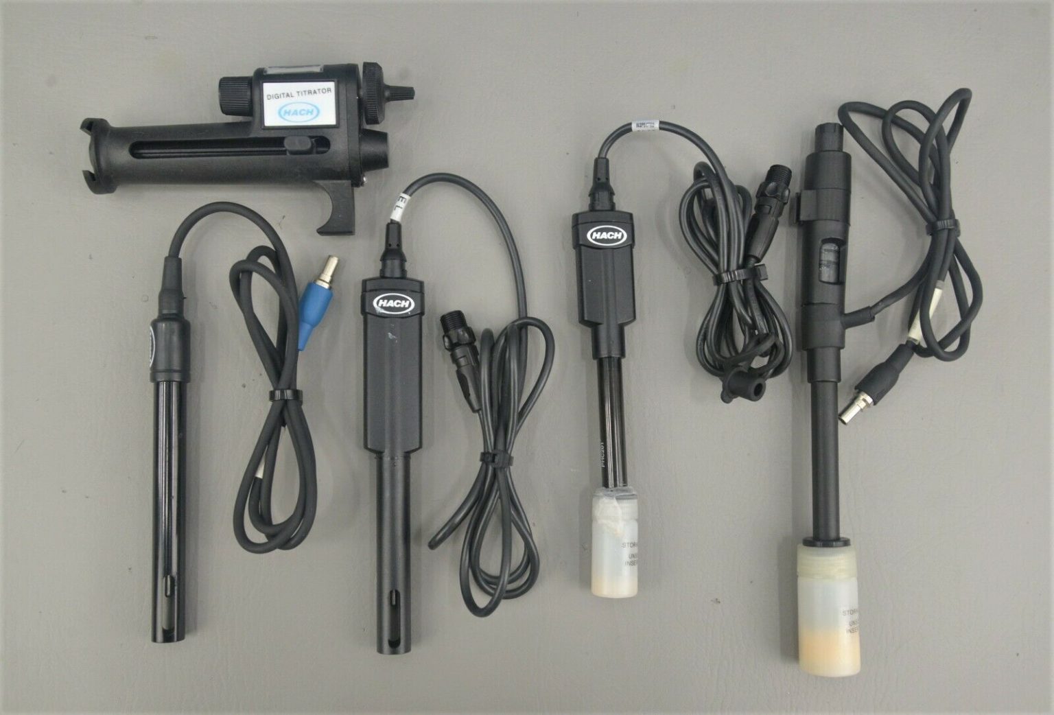 Hach 251235 CEL Advanced Drinking Water DR/900 Colorimeter Laboratory