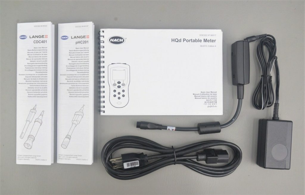 Hach 251235 CEL Advanced Drinking Water DR/900 Colorimeter Laboratory