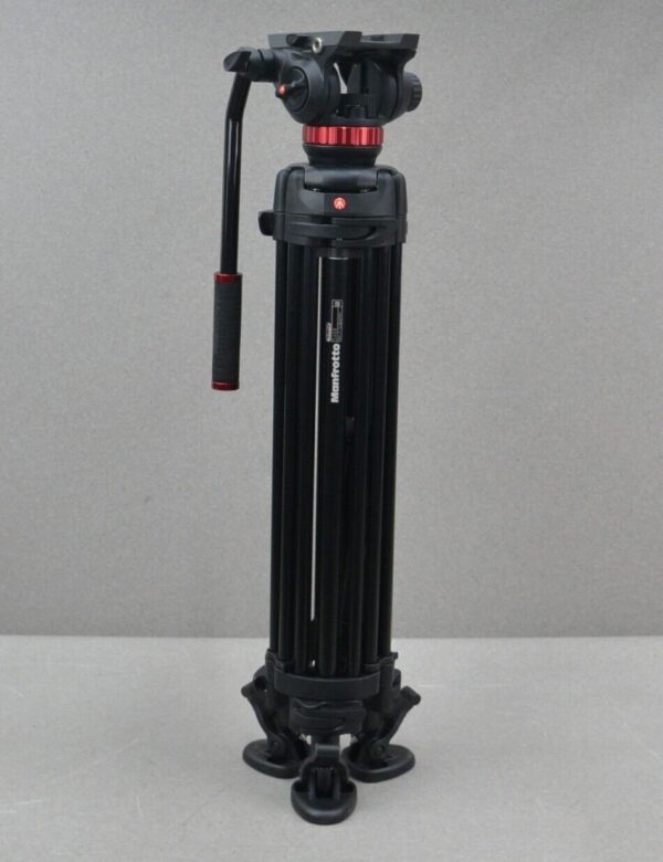 Manfrotto MVH502A Fluid Head W/ 546B Tripod System & Pan Bar