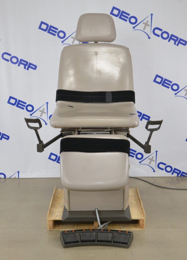 Midmark Ritter 75 Evolution 319-005 Powered Exam Chair W/ Foot Switch