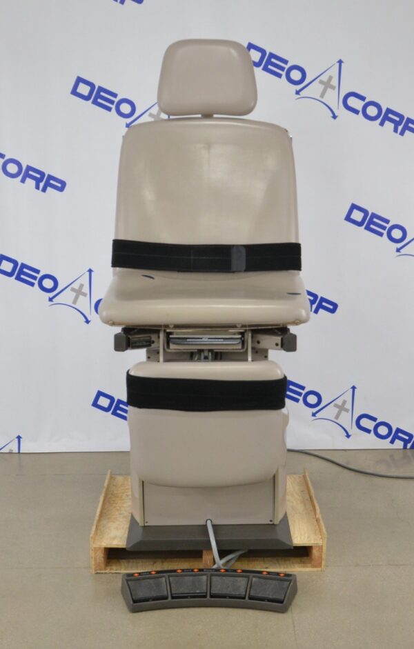 Midmark Ritter 75 Evolution 319-005 Powered Exam Chair W/ Foot Switch