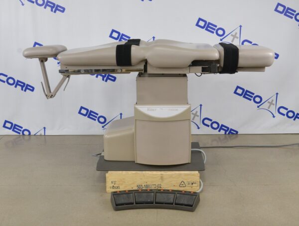 Midmark Ritter 75 Evolution 319-005 Powered Exam Chair W/ Foot Switch
