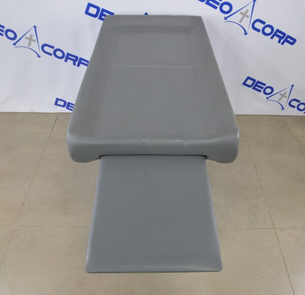 Pedia Pals Zoopal Dolphin Pediatric Examination Table