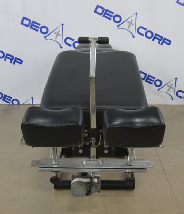 Phillips Titan 5E Chiropractic Elevation Table W/ Flexion-Distraction & 2 Drops