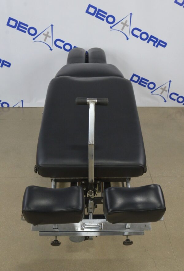 Phillips Titan 5E Chiropractic Elevation Table W/ Flexion-Distraction & 2 Drops